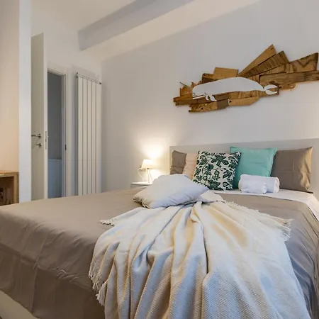 Appartamento Nolo37 Design Apartment/ Pasteur-loreto Metro/ac